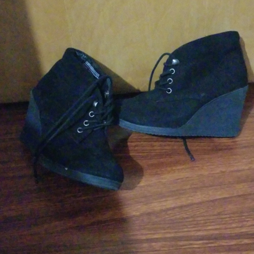 Merona Black Wedge Booties